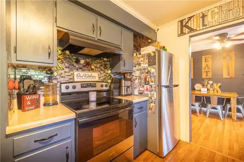Kitchen - 207 W 2nd St, Alma, MO 64001 photo 2 of 2