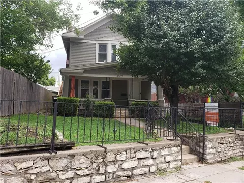 4007 Clark Ave, Kansas City, MO 64111
