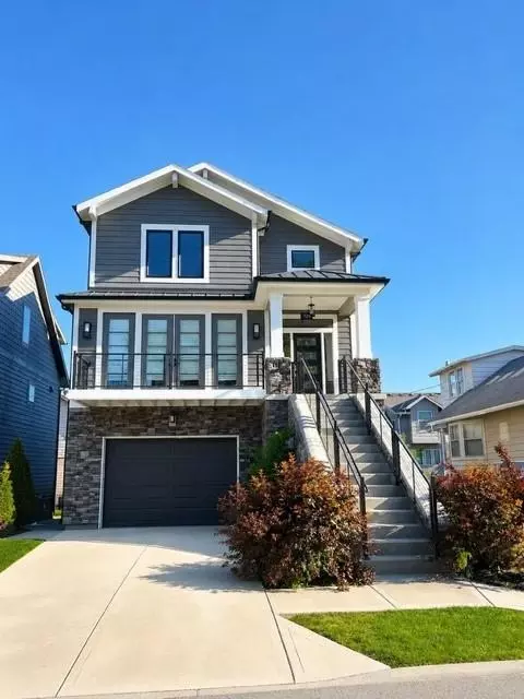 725 W 44th Ter, Kansas City, MO 64111
