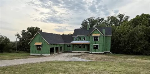 1620 S Borgan Rd, Buckner, MO 64016