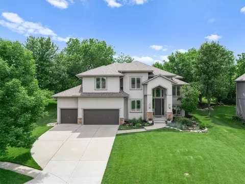 9914 Woodstock St, Lenexa, KS 66220
