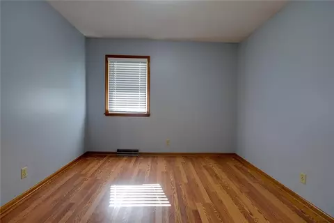 Bedroom - 16017 E 37th St, Independence, MO 64055 photo 7 of 8