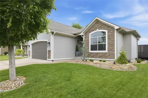 17333 Hauser St, Overland Park, KS 66221