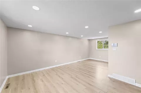 Living - 6508 E 155th St, Grandview, MO 64030 photo 1 of 4
