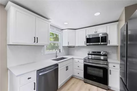 Kitchen - 6508 E 155th St, Grandview, MO 64030 photo 1 of 3