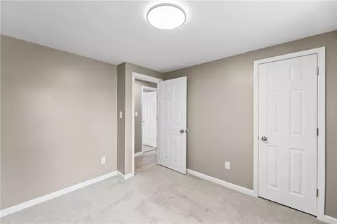 Bedroom - 6508 E 155th St, Grandview, MO 64030 photo 4 of 7