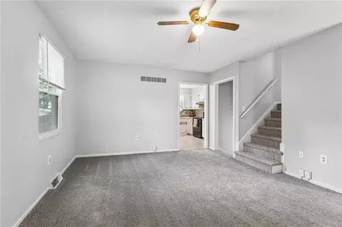 515 S Cardinal Dr, Olathe, KS 66062