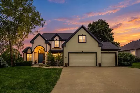 12670 Oak Harbor Dr, Platte City, MO 64079