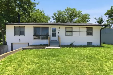 7507 E 49th Ter, Kansas City, MO 64129