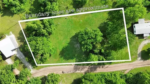18222630 Antelope Rd, Mound City, KS 66056