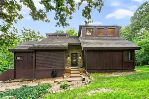 21101 Bittersweet Dr, Lenexa, KS 66220