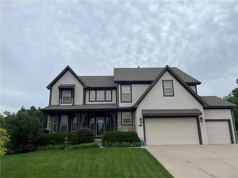 14761 S Turnberry St, Olathe, KS 66061