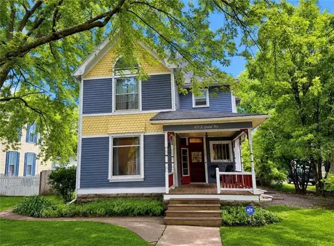 420 S Grand Ave, Sedalia, MO 65301