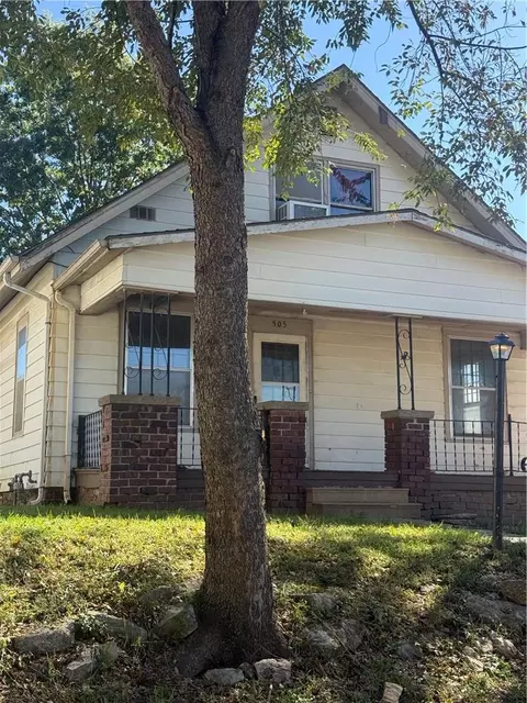 505 N 24th St, Saint Joseph, MO 64501