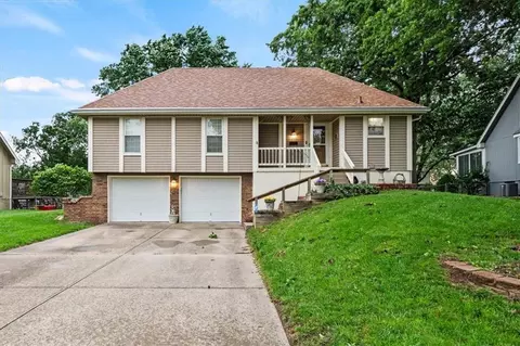 301 SE Alice St, Blue Springs, MO 64014