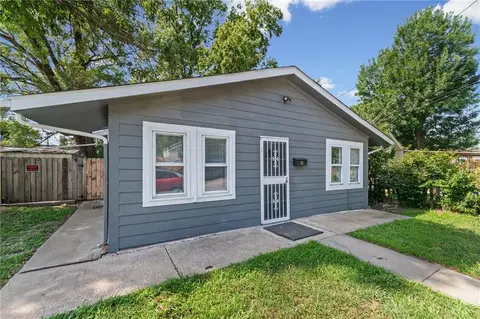 Exterior - 145 E Farmer St, Independence, MO 64050 photo 2 of 8