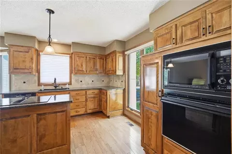 Kitchen - 4142 NE Hampstead Dr, Lees Summit, MO 64064 photo 3 of 3