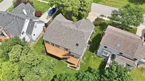 View/Area - 4142 NE Hampstead Dr, Lees Summit, MO 64064 photo 4 of 6