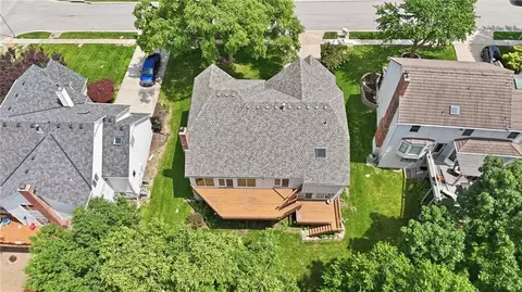 View/Area - 4142 NE Hampstead Dr, Lees Summit, MO 64064 photo 5 of 6