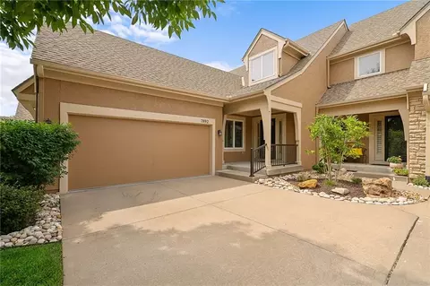 7892 W 157th Ter, Overland Park, KS 66223