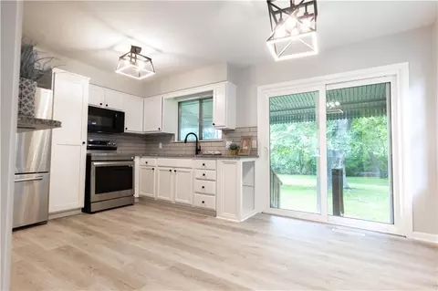 Kitchen - 3918 S Liberty St, Independence, MO 64055 photo 1 of 5