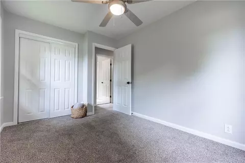 Bedroom - 3918 S Liberty St, Independence, MO 64055 photo 4 of 6