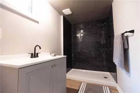Bath - 3918 S Liberty St, Independence, MO 64055 photo 4 of 5