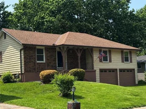 1410 N Holland Dr, Independence, MO 64056