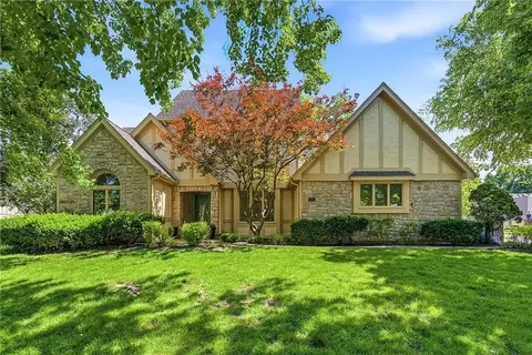 3405 W 121st St, Leawood, KS 66209