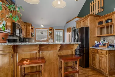 Kitchen - 7086 SW Crystal Ln, Trimble, MO 64492 photo 1 of 3