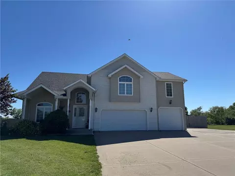 7086 SW Crystal Ln, Trimble, MO 64492