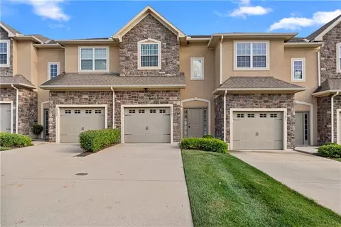 15849 Shawnee Dr, Overland Park, KS 66223