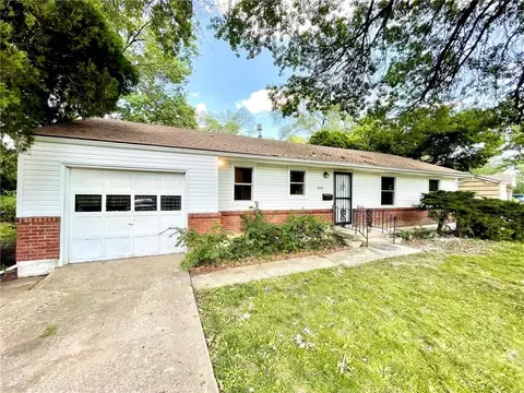 9015 Washington St, Kansas City, MO 64114