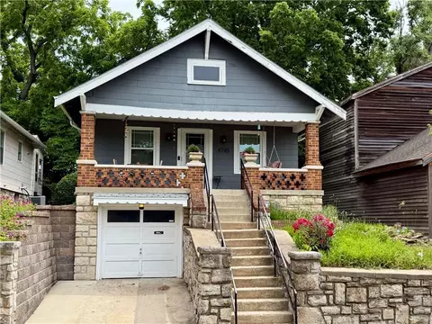 4745 Terrace St, Kansas City, MO 64112