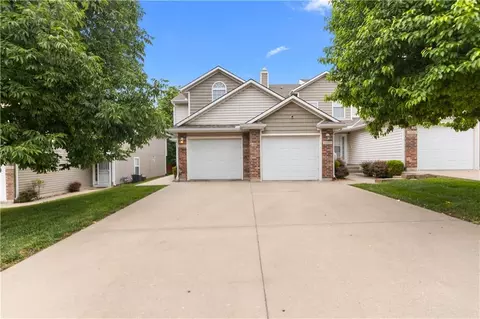 10660 E 46th Ter, Kansas City, MO 64133