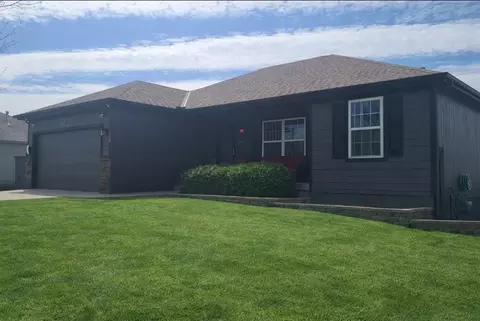 530 S Maple St, Gardner, KS 66030
