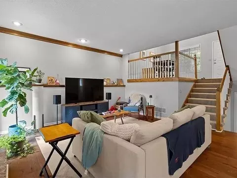 8323 W 120 Ter, Overland Park, KS 66213