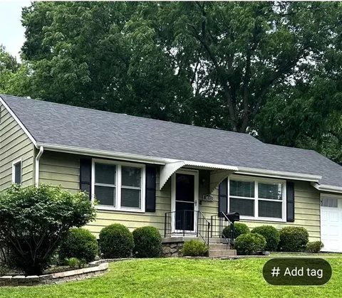 10302 W 61st St, Shawnee, KS 66203