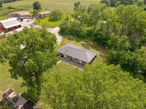 View/Area - 16527 Varner Rd, Mayview, MO 64071 photo 4 of 6