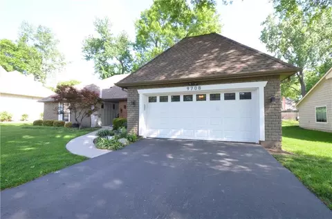 9708 W 105th Ter, Overland Park, KS 66212