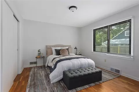 Bedroom - 209 NE Maple St, Lees Summit, MO 64063 photo 1 of 4