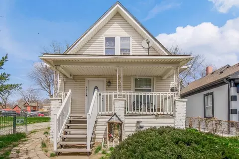4614 E 10th St, Kansas City, MO 64127
