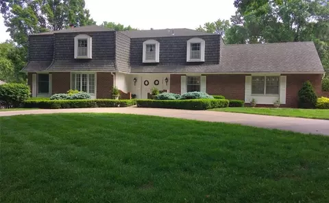 3423 W 92nd Pl, Leawood, KS 66206