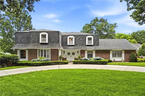 3423 W 92nd Pl, Leawood, KS 66206