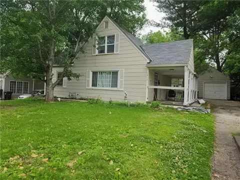 1312 W 29th St, Independence, MO 64052