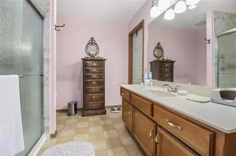 Bath - 805 E 319th St, Drexel, MO 64742 photo 1 of 4
