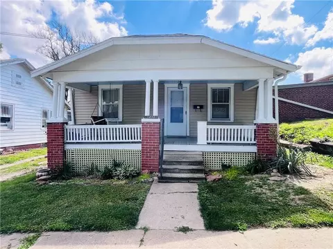 1211 S 25th St, Saint Joseph, MO 64507