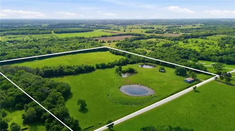 33419 S Dorsett Hill Rd, Archie, MO 64725