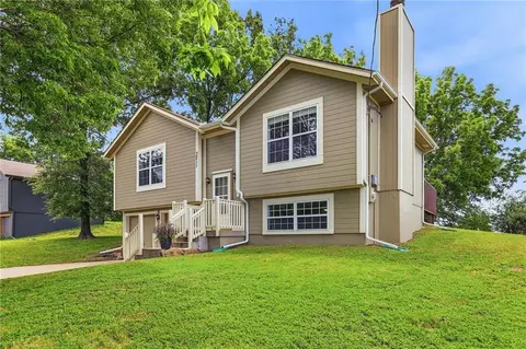 3211 NE 82nd Ter, Kansas City, MO 64119