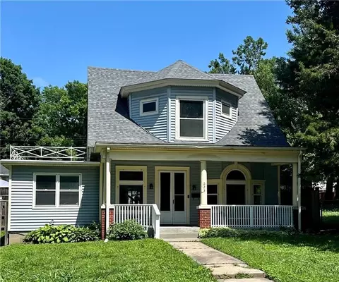 623 N 22nd St, Saint Joseph, MO 64506